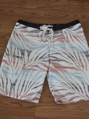 Katin Custom Surf Swim Trunks Mens Med Size 31 White Floral Stripes Retro Kanvas